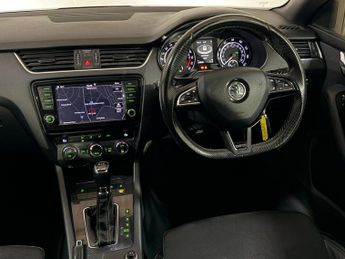 SKODA OCTAVIA 2.0 TDI CR vRS 5dr DSG