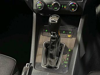 SKODA OCTAVIA 2.0 TDI CR vRS 5dr DSG
