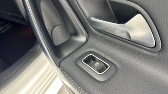 MERCEDES-BENZ CLA 2.0 CLA220d AMG Line (Premium) Coupe 4dr Diesel 8G-DCT Euro 6 (s
