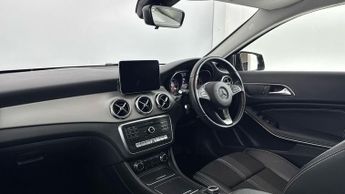 MERCEDES-BENZ GLA 1.6 GLA180 GPF Urban Edition SUV 5dr Petrol 7G-DCT Euro 6 (s/s) 