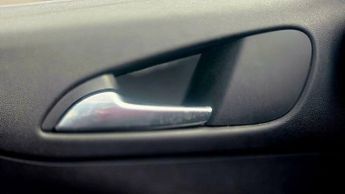 VAUXHALL ADAM 1.2i Jam 3dr