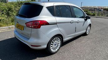 FORD B-MAX 1.0 EcoBoost Titanium 5dr