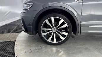 VOLKSWAGEN TIGUAN 2.0 TDI R-Line Tech SUV 5dr Diesel DSG 4Motion Euro 6 (s/s) (150