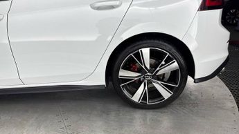 VOLKSWAGEN GOLF 2.0 TDI 200 GTD 5dr DSG