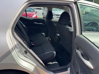 TOYOTA AURIS 1.4 D-4D TR 5dr MM