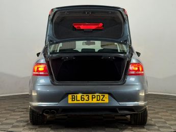 VOLKSWAGEN PASSAT 1.4 TSI 160 Highline 4dr