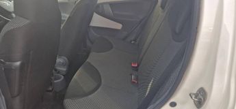 TOYOTA AYGO 1.0 VVT-i Go 5dr