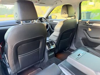 SKODA SUPERB 1.5 TSI ACT SE L Executive