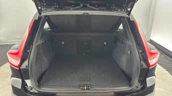 VOLVO XC40 1.5h T4 Recharge 10.7kWh Plus SUV 5dr Petrol Plug-in Hybrid Auto
