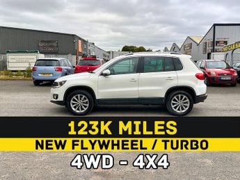 VOLKSWAGEN TIGUAN 2.0 TDi BlueMotion Tech SE 5dr DSG