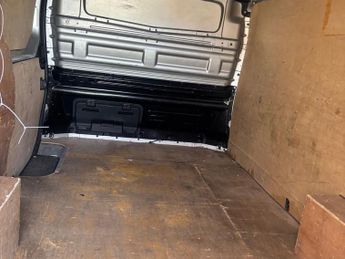 VAUXHALL VIVARO 2900 1.6CDTI 120PS Sportive H1 Van