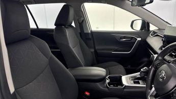 TOYOTA RAV4 2.5 VVT-h GPF Design SUV 5dr Petrol Hybrid CVT Euro 6 (s/s) (218