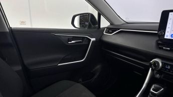 TOYOTA RAV4 2.5 VVT-h GPF Design SUV 5dr Petrol Hybrid CVT Euro 6 (s/s) (218