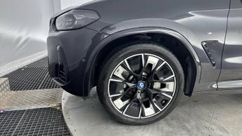 BMW IX3 80kWh M Sport Pro SUV 5dr Electric Auto (286 ps)