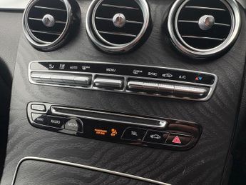 MERCEDES-BENZ GLC GLC 250d 4Matic AMG Line 5dr Auto