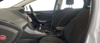 FORD FOCUS 1.6 TDCi 115 Zetec 5dr ++ 20 TAX / 67 MPG / DAB / BLUETOOTH ++