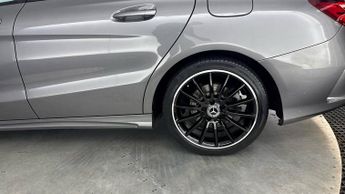 MERCEDES-BENZ CLA 2.1 CLA220d AMG Line Night Edition Coupe 4dr Diesel 7G-DCT Euro 