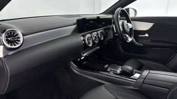 MERCEDES-BENZ CLA 1.3 CLA250e 15.6kWh AMG Line (Premium) Coupe 4dr Petrol Plug-in 