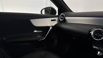 MERCEDES-BENZ CLA 1.3 CLA250e 15.6kWh AMG Line (Premium) Coupe 4dr Petrol Plug-in 