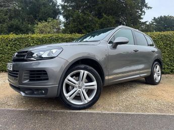 Volkswagen Touareg 3.0 V6 TDI 245 R-Line 5dr Tip Auto