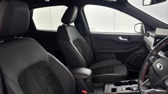 FORD KUGA 2.5 Duratec 14.4kWh ST-Line SUV 5dr Petrol Plug-in Hybrid CVT Eu