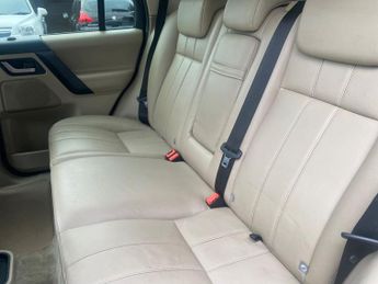 LAND ROVER FREELANDER 2.2 SD4 HSE 5dr Auto