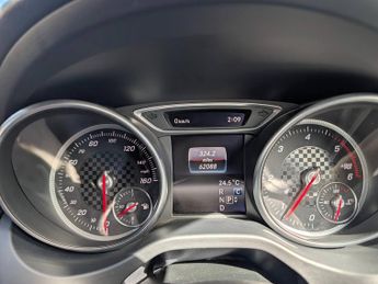 MERCEDES-BENZ A-CLASS A200d AMG Line 5dr Auto