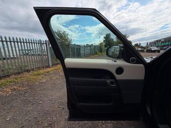 LAND ROVER RANGE ROVER SPORT 3.0 SDV6 HSE 5dr Auto