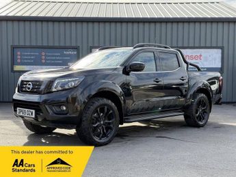 Nissan Navara 2.3 dCi N-Guard Pickup Double Cab 4dr Diesel Auto 4WD Euro 6 (19