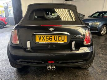 MINI CONVERTIBLE 1.6 Cooper S 2dr Auto [Chili Pack]