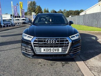 AUDI Q5 40 TDI Quattro S Line 5dr S Tronic