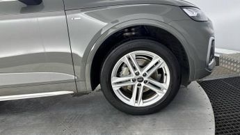 AUDI Q5 2.0 TFSI 45 S line SUV 5dr Petrol S Tronic quattro Euro 6 (s/s) 