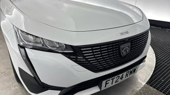 PEUGEOT 308 1.6 12.4kWh Allure Premium Hatchback 5dr Petrol Plug-in Hybrid e