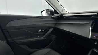 PEUGEOT 308 1.6 12.4kWh Allure Premium Hatchback 5dr Petrol Plug-in Hybrid e
