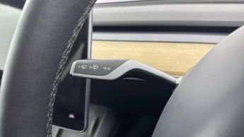 TESLA MODEL Y (Dual Motor) Long Range SUV 5dr Electric Auto 4WDE (384 bhp)