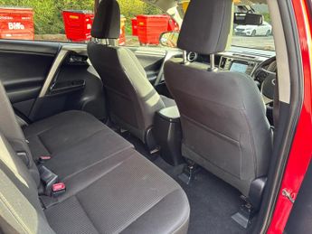 TOYOTA RAV4 2.2 D-CAT Icon 5dr Auto