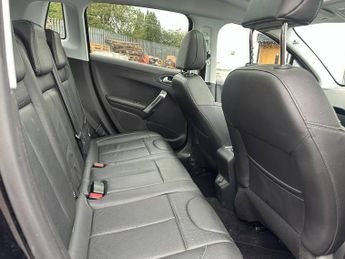 PEUGEOT 2008 1.2 PureTech 130 Feline 5dr [Mistral]
