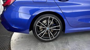 BMW 3 SERIES 2.0 320i M Sport Saloon 4dr Petrol Auto Euro 6 (s/s) (184 ps)