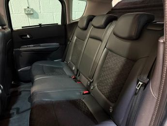 PEUGEOT 3008 1.6 BlueHDi 120 Allure 5dr