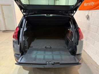PEUGEOT 3008 1.6 BlueHDi 120 Allure 5dr