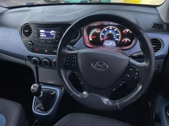 HYUNDAI I10 1.0 Premium 5dr
