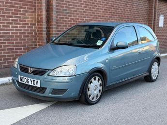VAUXHALL CORSA 1.4i 16V Design 3dr Auto