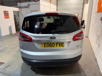FORD S-MAX 2.0 TDCi 140 Zetec 5dr