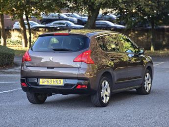 PEUGEOT 3008 1.6 e-HDi 115 Active II 5dr EGC