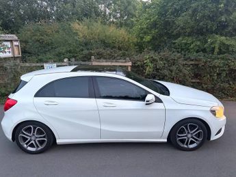MERCEDES-BENZ A-CLASS A200 CDI BlueEFFICIENCY Sport 5dr Auto