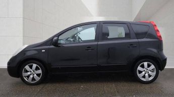 NISSAN NOTE 1.6 Tekna 5dr Auto