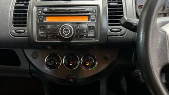 NISSAN NOTE 1.6 Tekna 5dr Auto