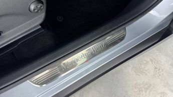 MERCEDES-BENZ GLC GLC 300e 4Matic AMG Line 5dr 9G-Tronic