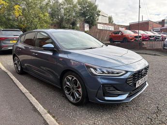 Ford Focus 1.0 EcoBoost Hybrid mHEV ST-Line X 5dr Auto