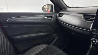 RENAULT ARKANA 1.6 E-TECH esprit Alpine SUV 5dr Petrol Hybrid Auto Euro 6 (s/s)